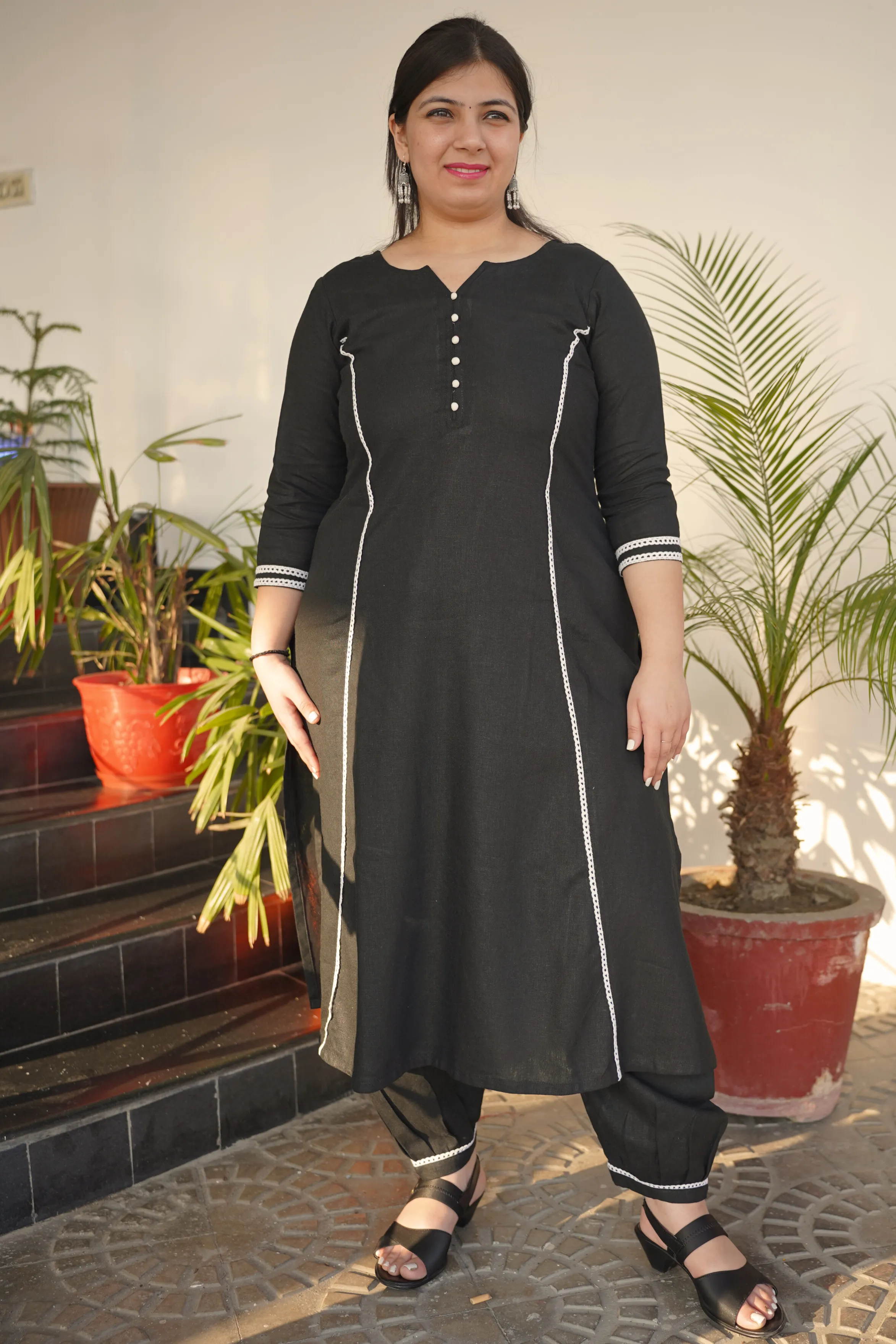 Black A-Line Cotton Linen Kurta