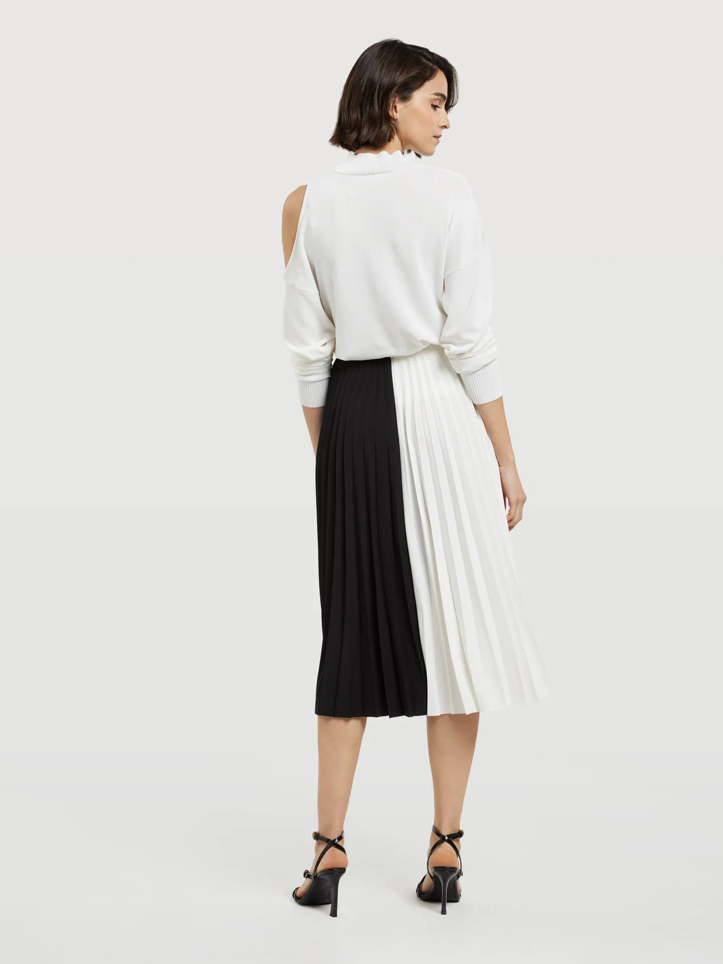 Black And White Pleated Skirt