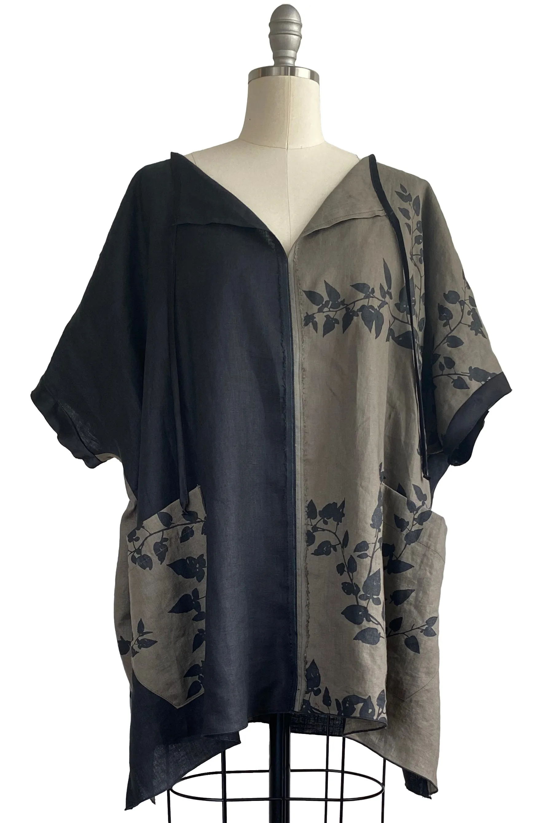 Jo Top Linen w/ Vine Print - Black & Warm Grey