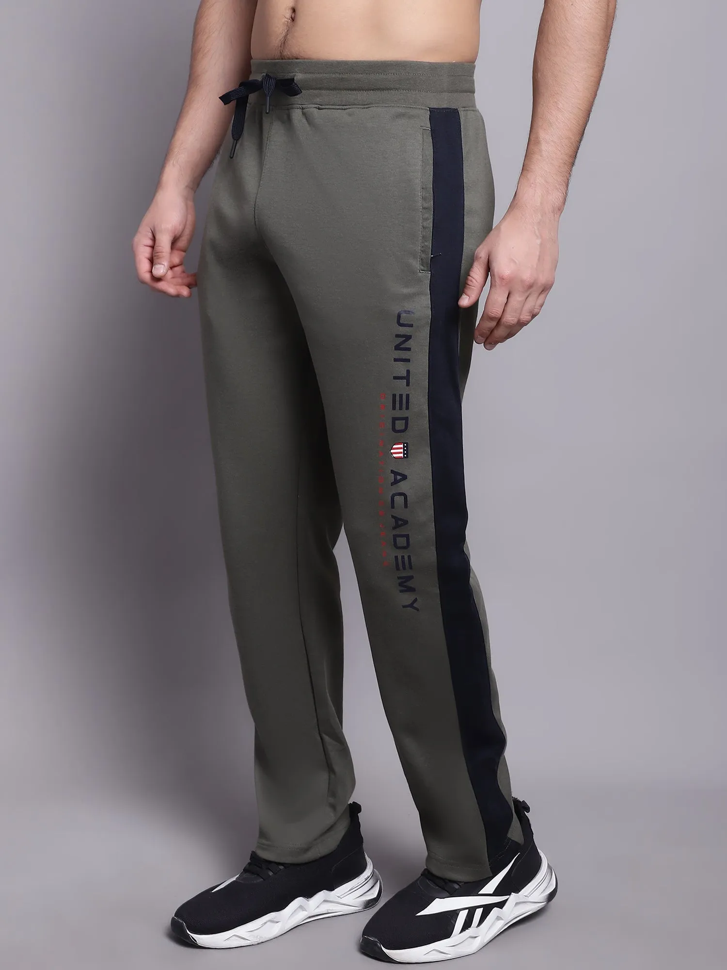 Men Olive Green Track Pant