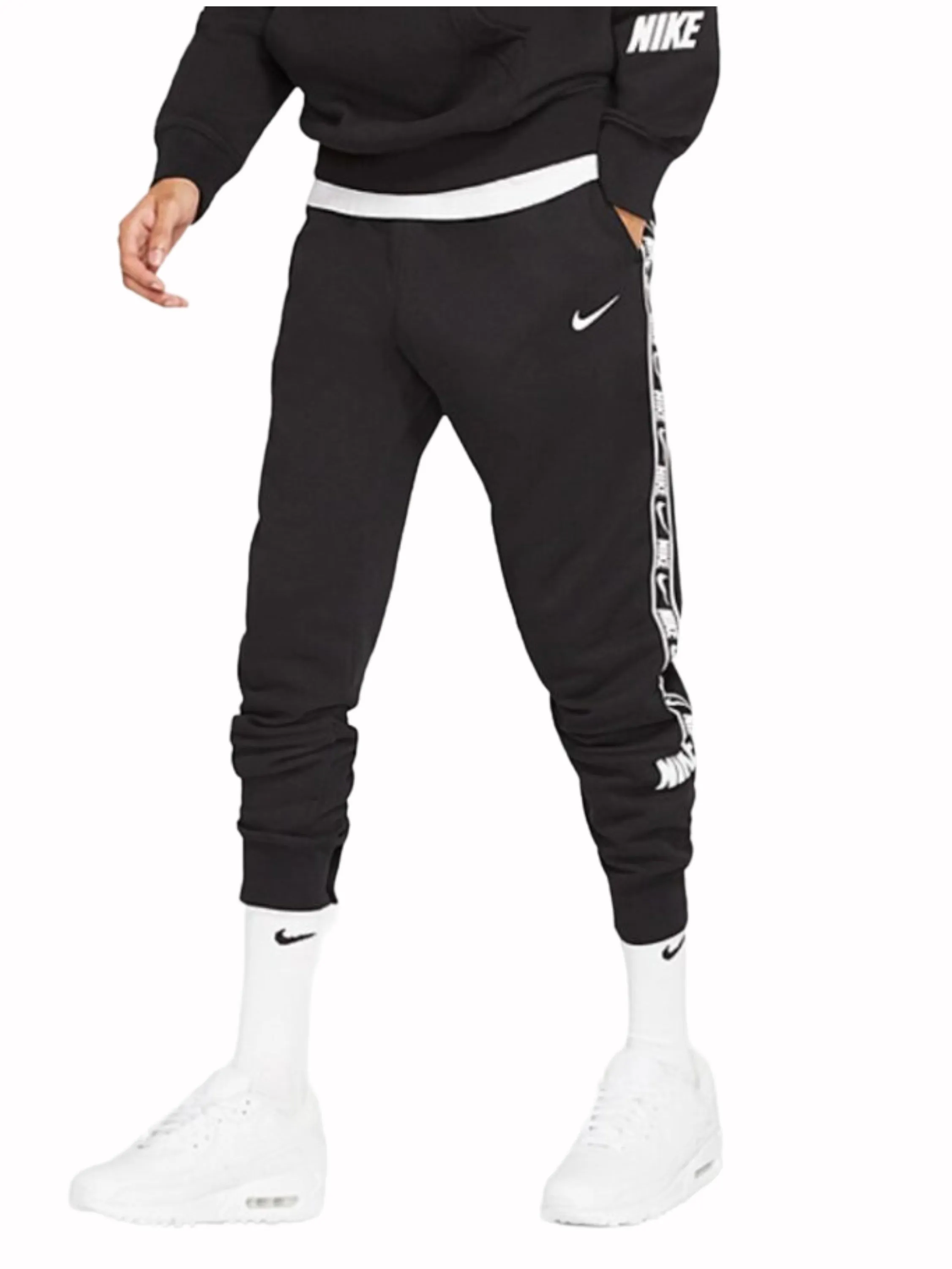 Nike | Mens Repeat Logo Joggers - Black