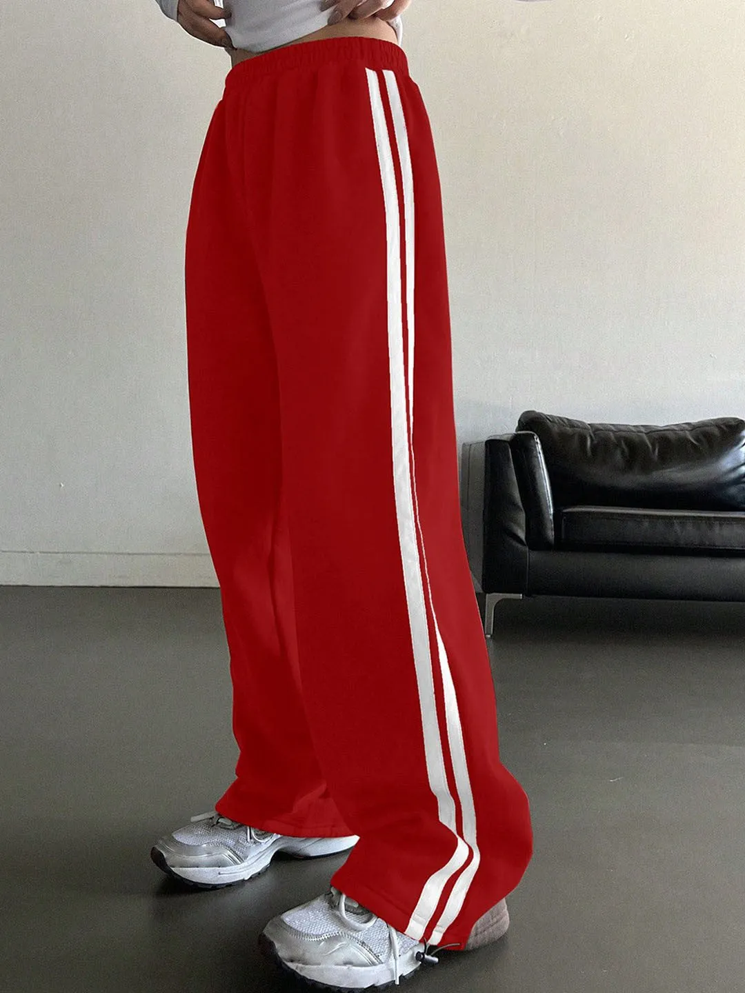 Red Loose Fit High-Rise Knitted Joggers