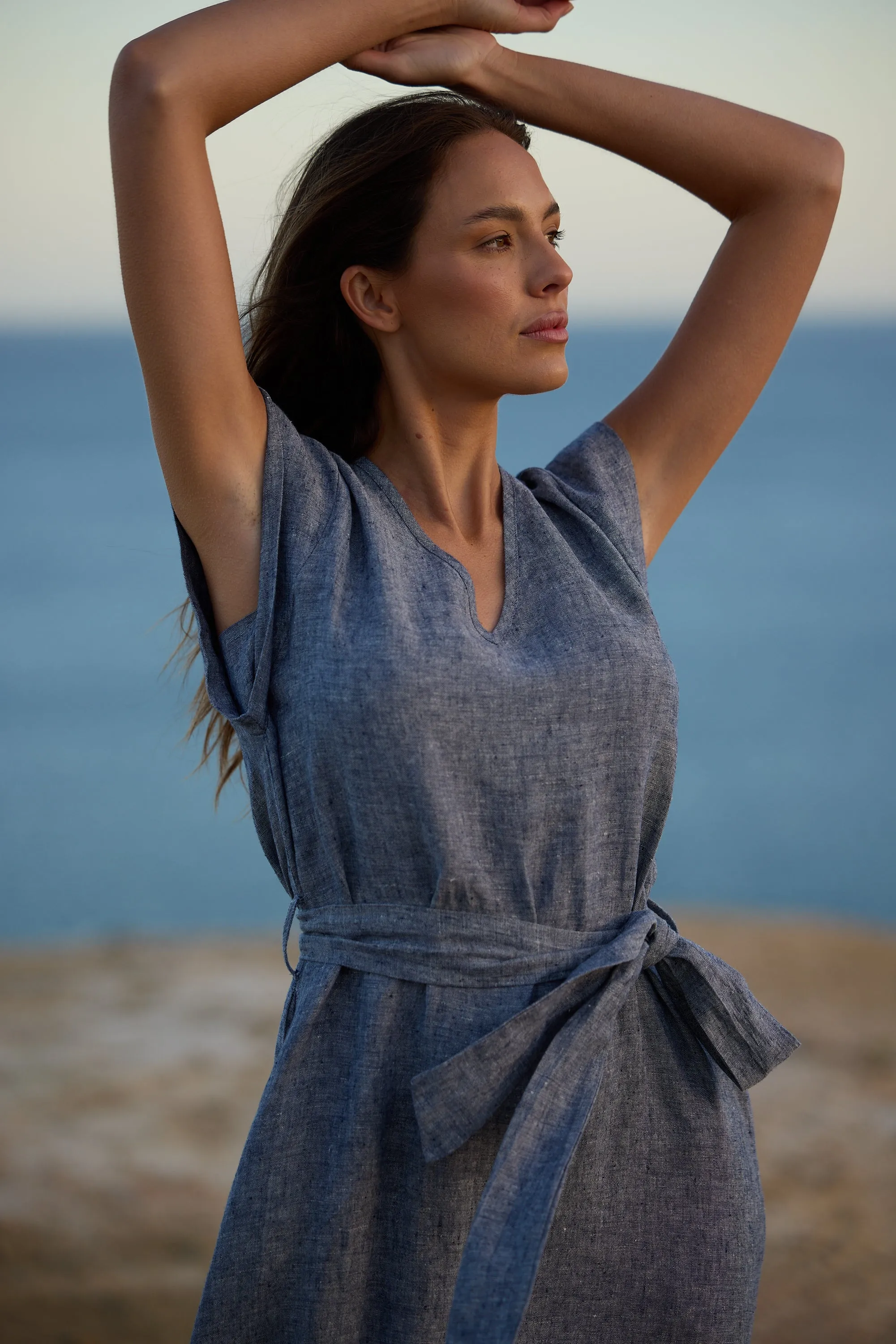 Sebou Linen Midi Dress - Navy Fleck