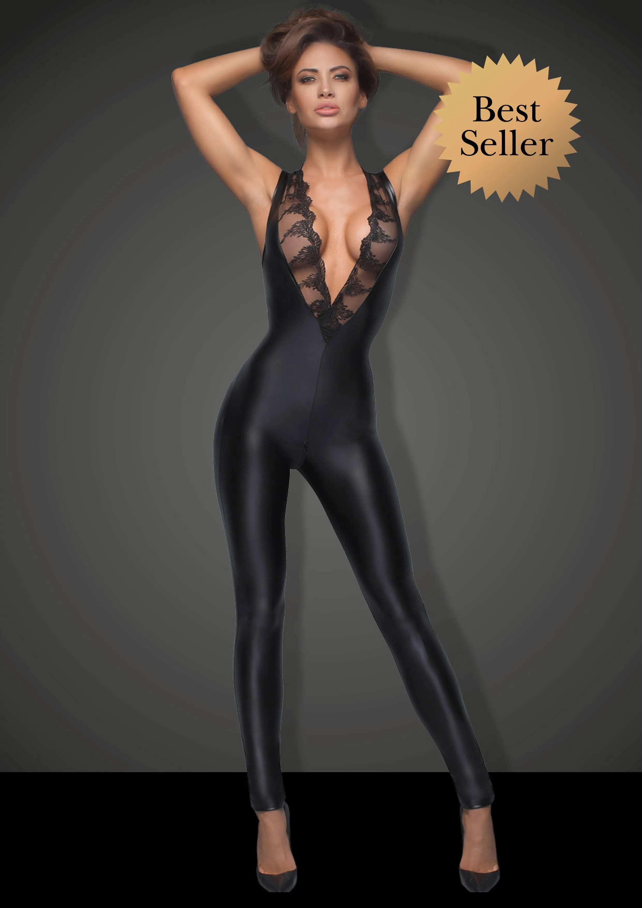 Sleeveless powerwetlook catsuit overall with lace