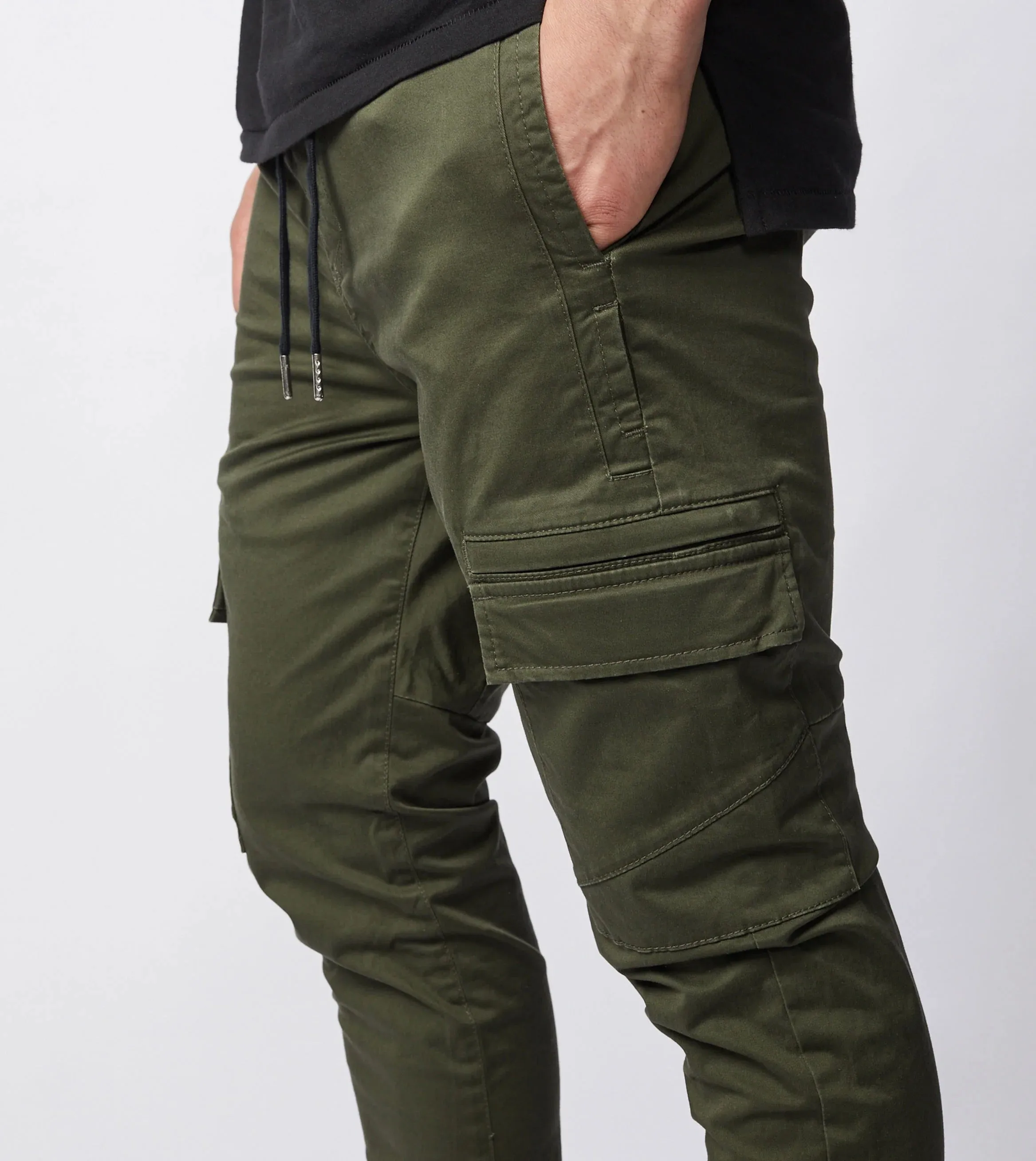 ZANEROBE Sureshot Lightweight Cargo Jogger Military 736-VER